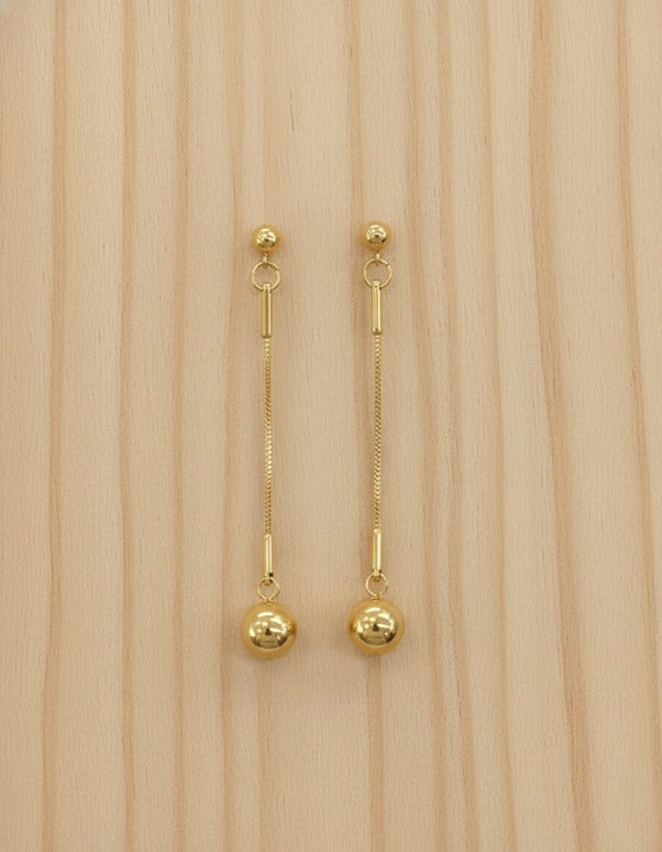 Minimalist Pendulum Drops